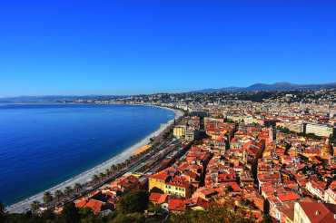 Through the Enchanting Light: The French Riviera and the Impressionist Spirit
