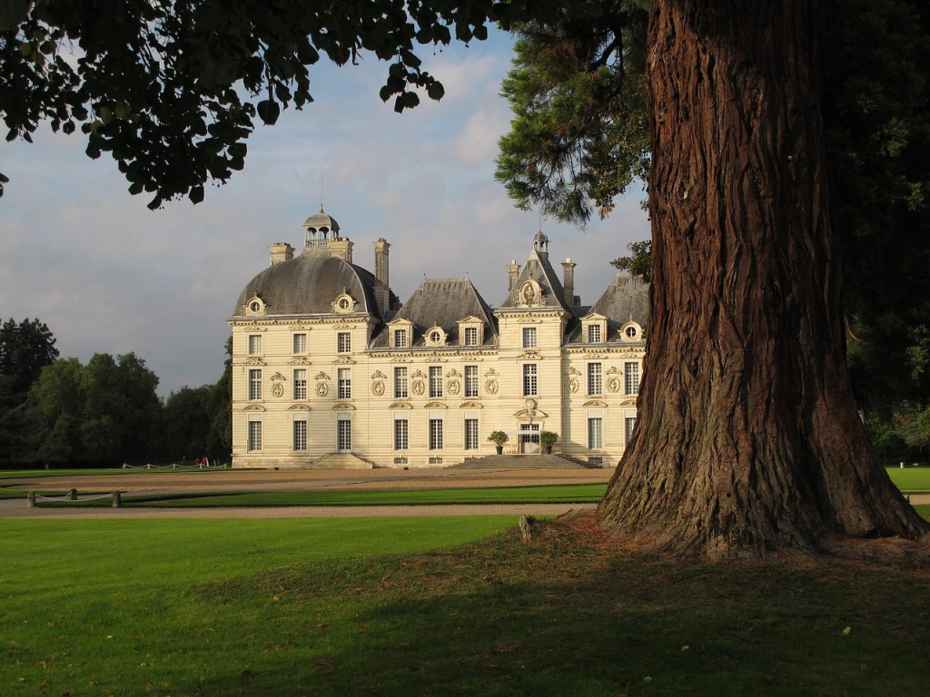 azurom-cultural-castle-cheverny